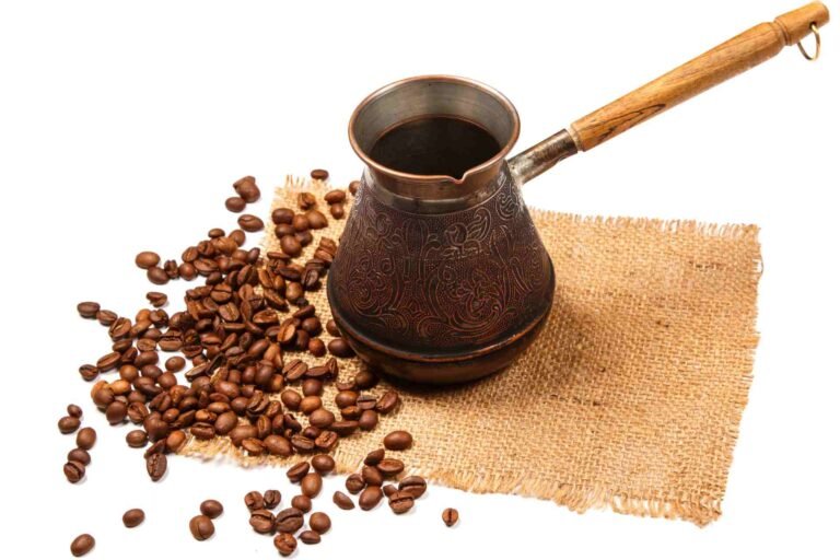 Kawa po turecku jak zaparzyć autentyczny aromatyczny napój
